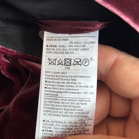 Banana Republic Norte Velvet Pleated Pant 8 | Red Madder - Picture 8 of 8